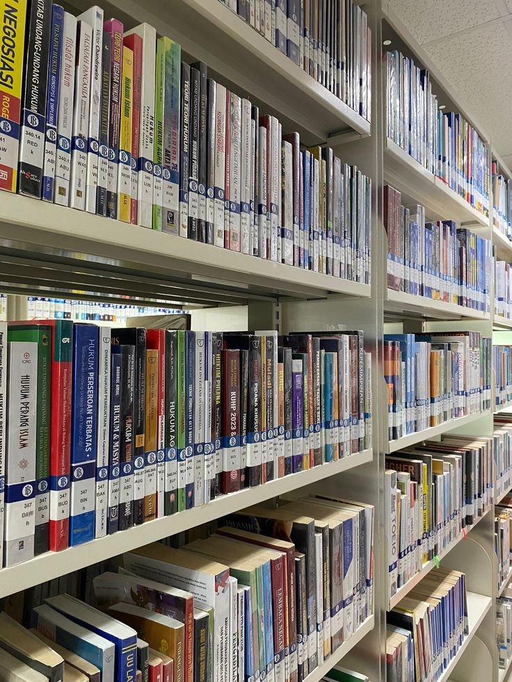 Rak buku perpustakaan